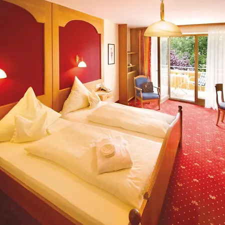 فندق Astoria - Alexandra Kraemer Ek 3*
